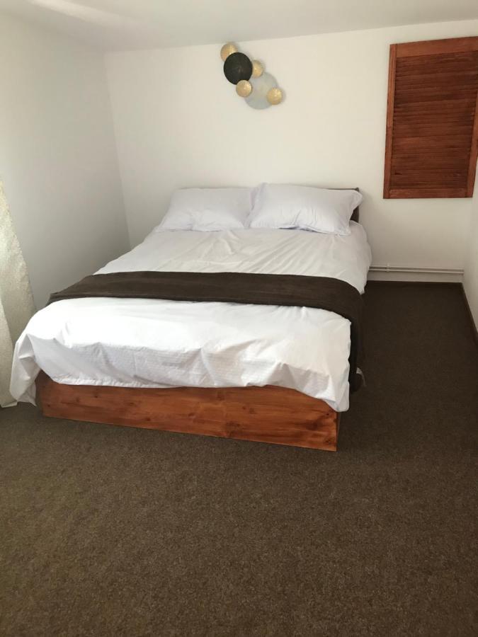 Hotel La Butuci Tîrgu Ocna Esterno foto